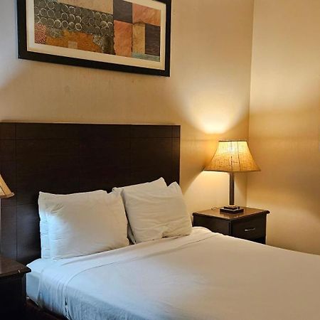 Bellis Inn Белингам Екстериор снимка